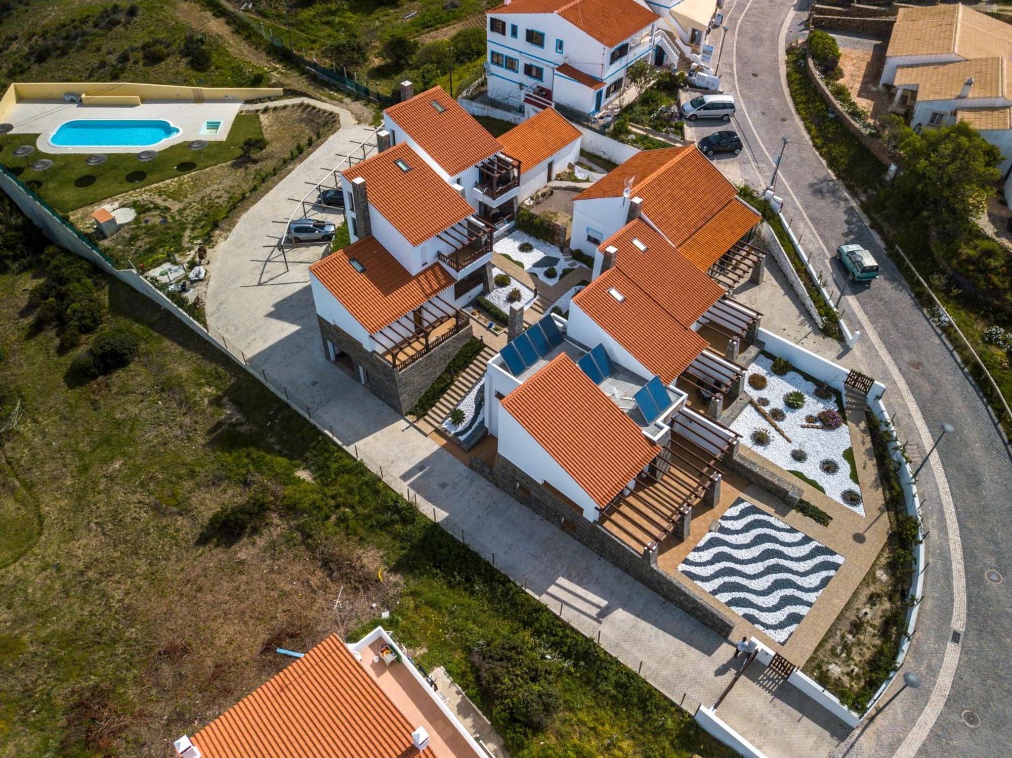 Falesias Da Arrifana Praia da Arrifana Exterior photo
